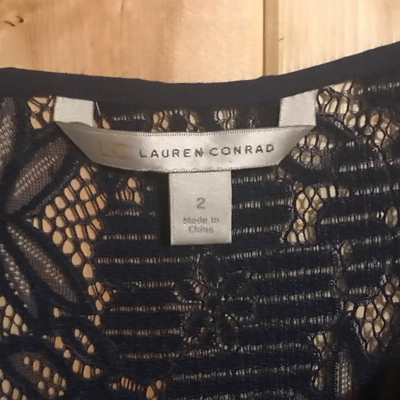 LC Lauren Conrad Blue  Lace Woven Dress Navy Size 2 - Picture 8 of 8